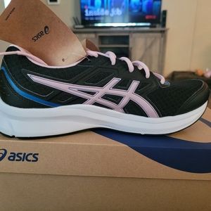 Asics kids shoes brand new